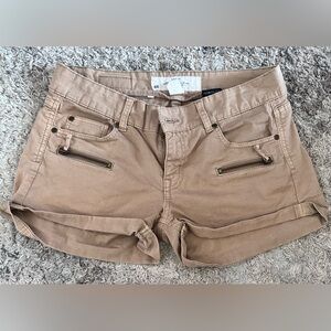 H&M Women's Cargo Shorts in Tan Size 6
